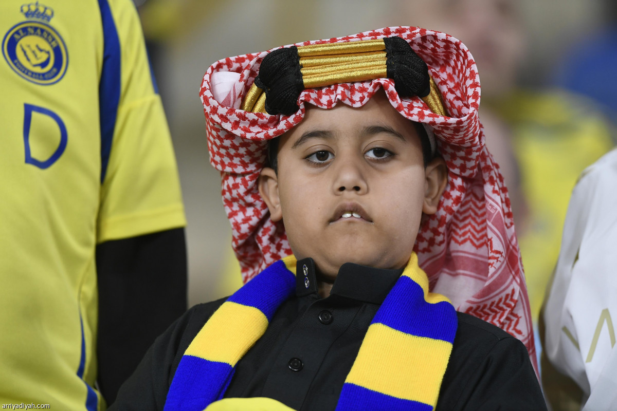 الجمهور يواكب «التأسيس»