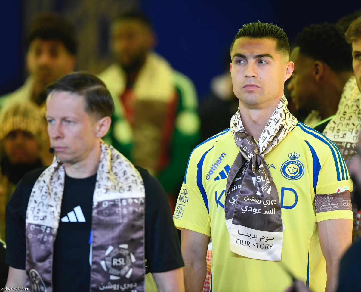 الجمهور يواكب «التأسيس»