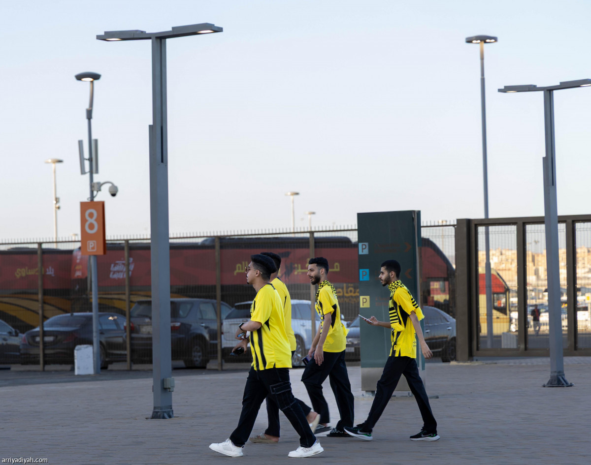 حضور جماهيري مبكر