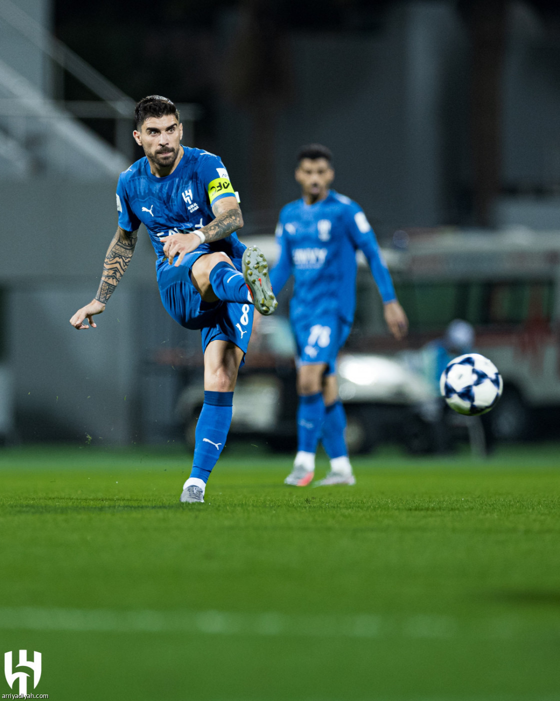 الهلال بالعلامة الكاملة