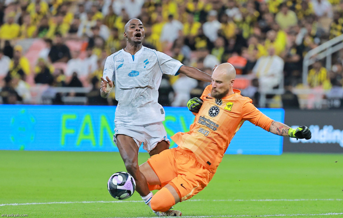 جدل تحكيمي واعتراضات