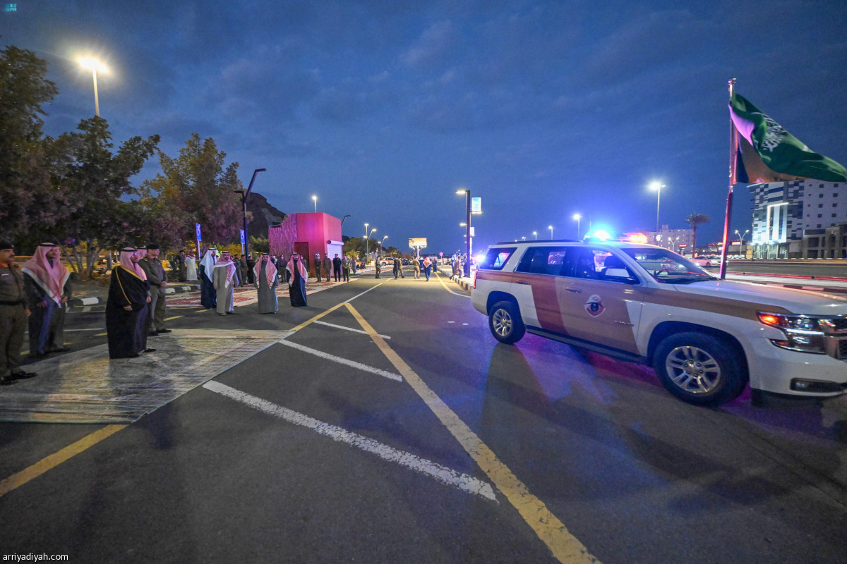 حائل مسيرة أمنية في يوم العلم