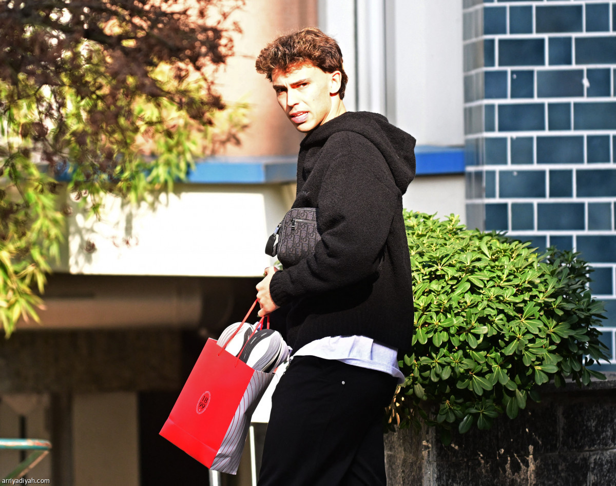 فيليكس يصل ميلان