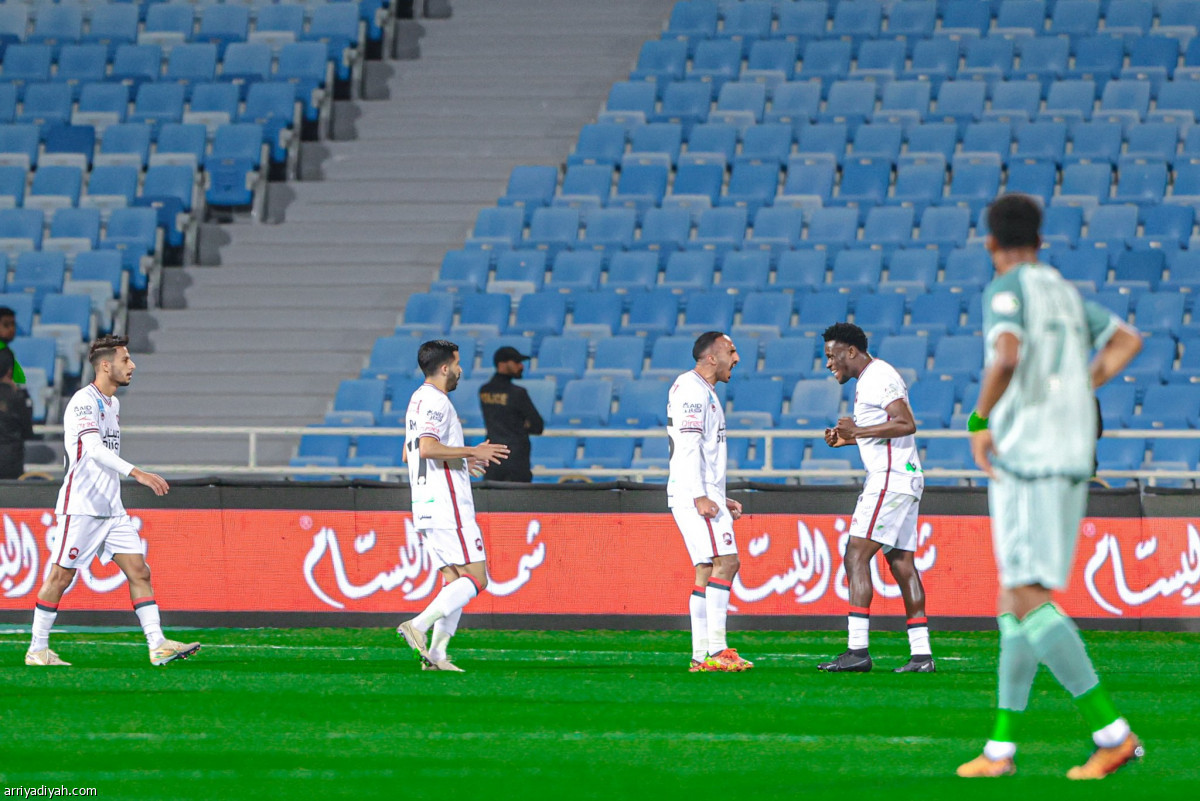 الفرحة الغائبة