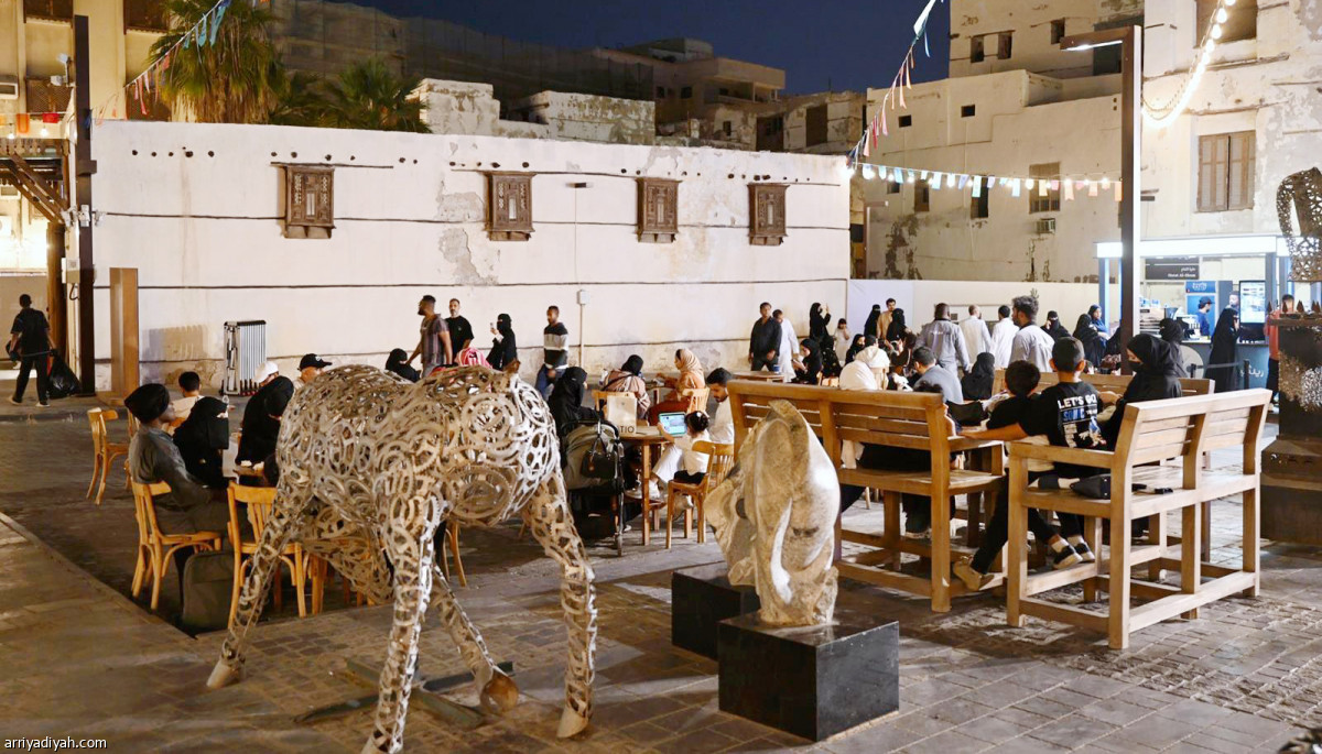 «عادت ليالينا» في جدة