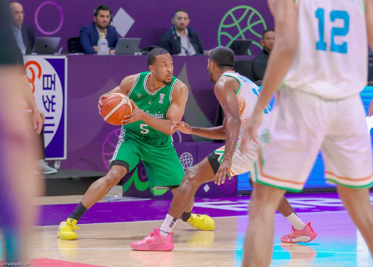 أخضر السلة يحتفل